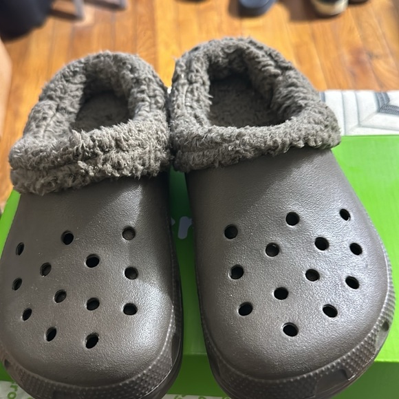 Uggs with fur. Sz-3Y. Olive - Picture 3 of 6